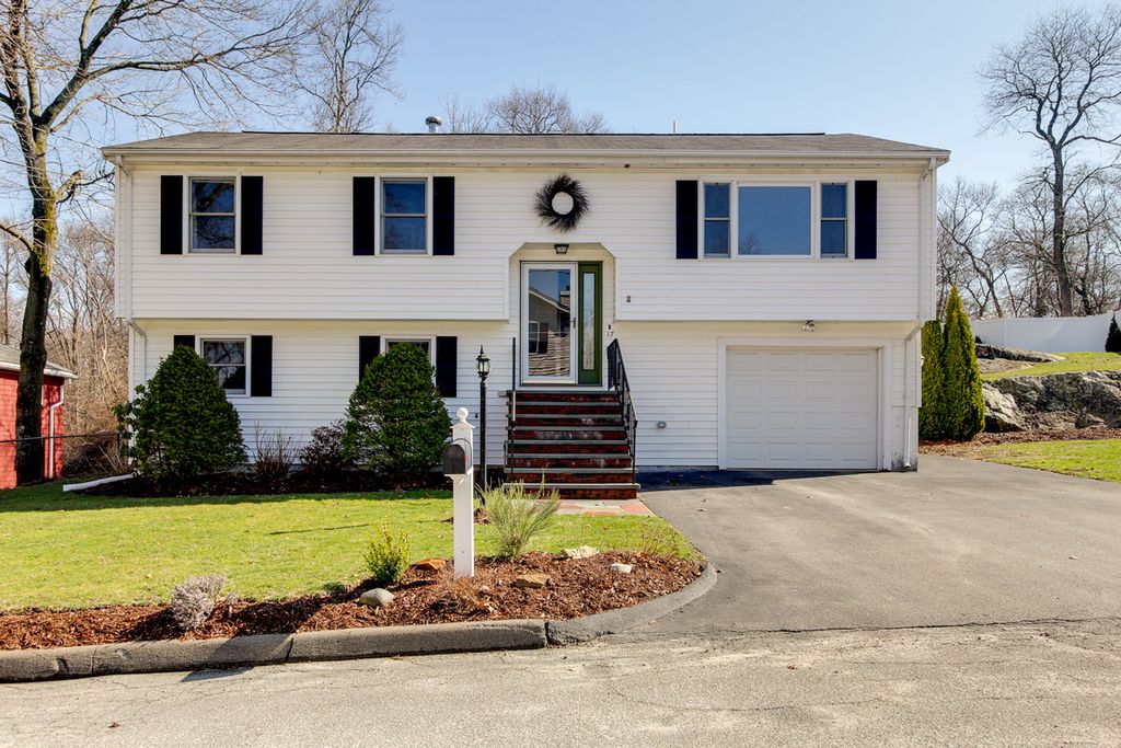 17 S Hillside St, Stoneham, MA 02180 Trulia