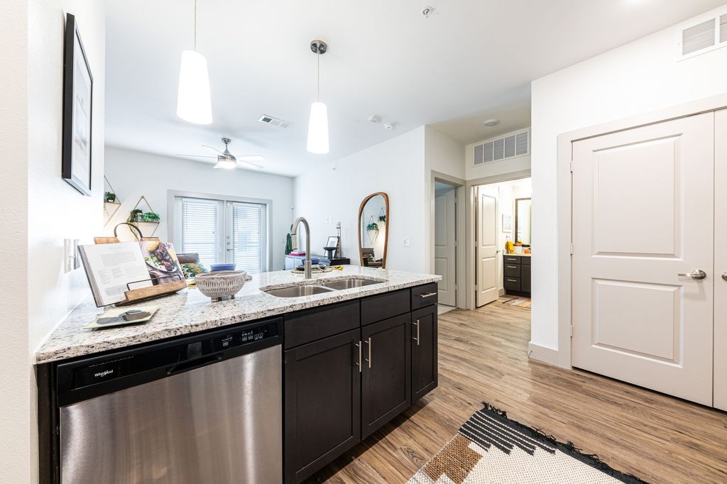 135 Foremost Dr 4102, Austin, TX 78745 Trulia