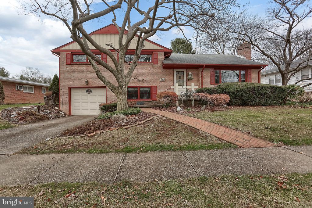 10 Center Dr, Camp Hill, PA 17011 Trulia