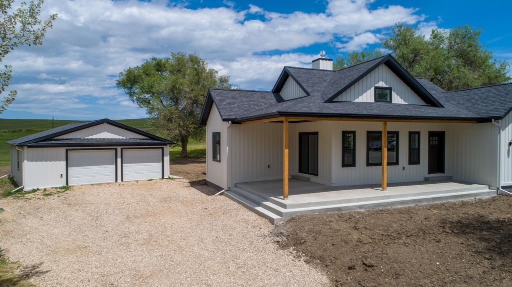 749 E  Loucks St, Sheridan, WY 82801