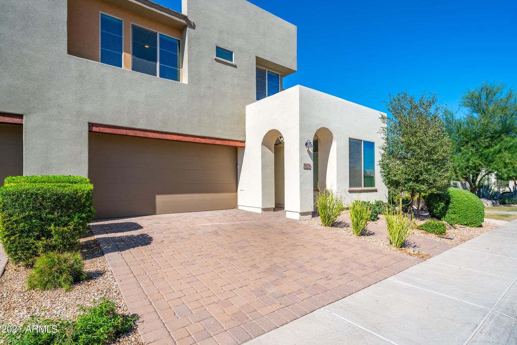 36228 N Copper Hollow Way, San Tan Valley, AZ 85140