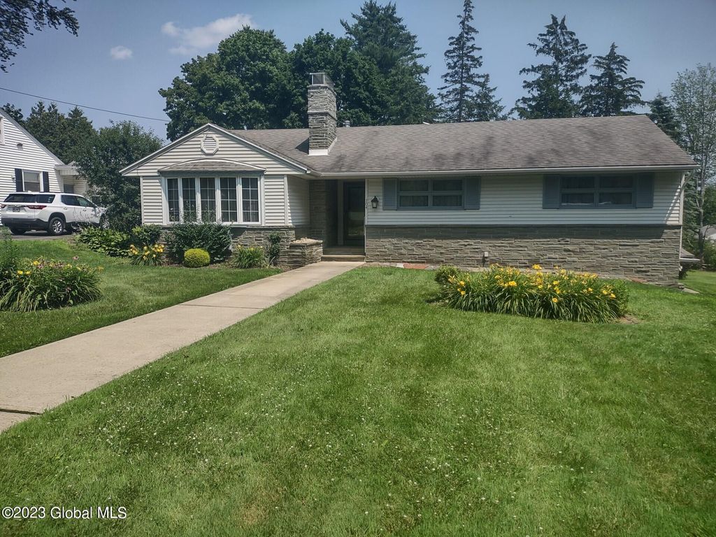 704 S William Street, Johnstown, NY 12095 Trulia