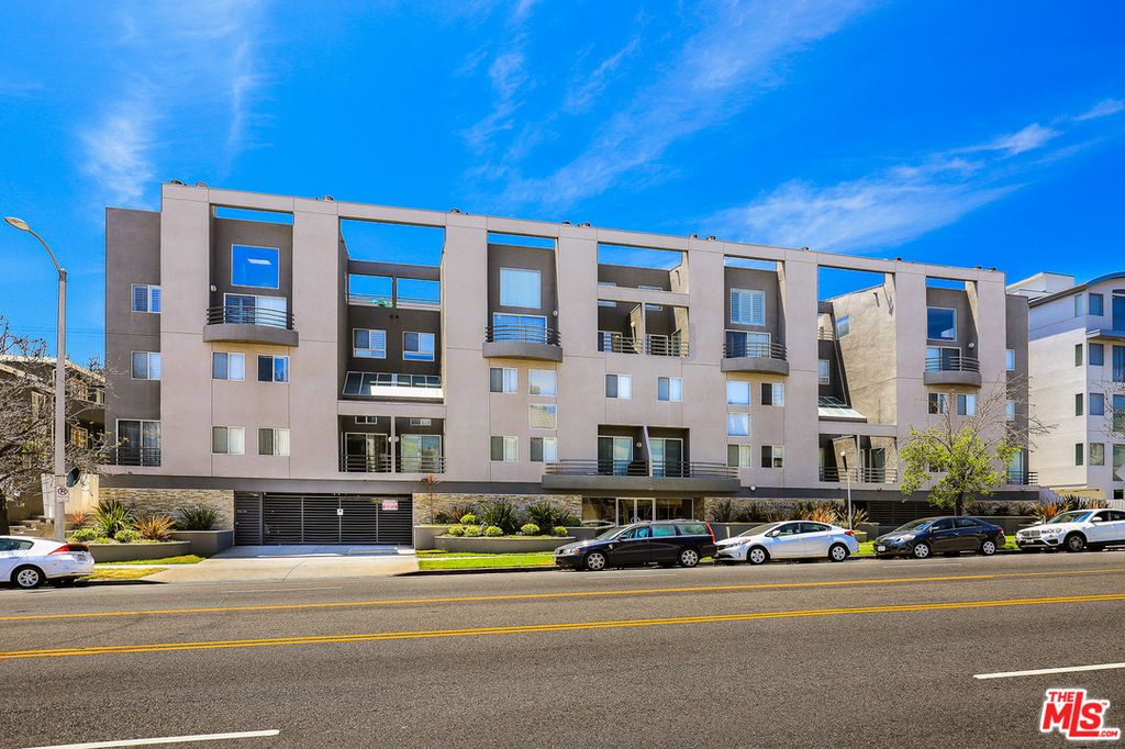 1617 S Beverly Glen Blvd #107, Los Angeles, CA 90024