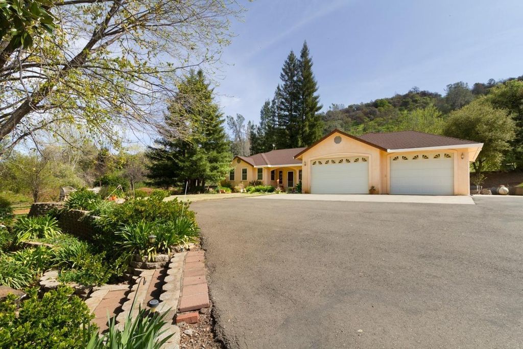 13531 Los Verjeles Rd, Loma Rica, CA 95901 Trulia