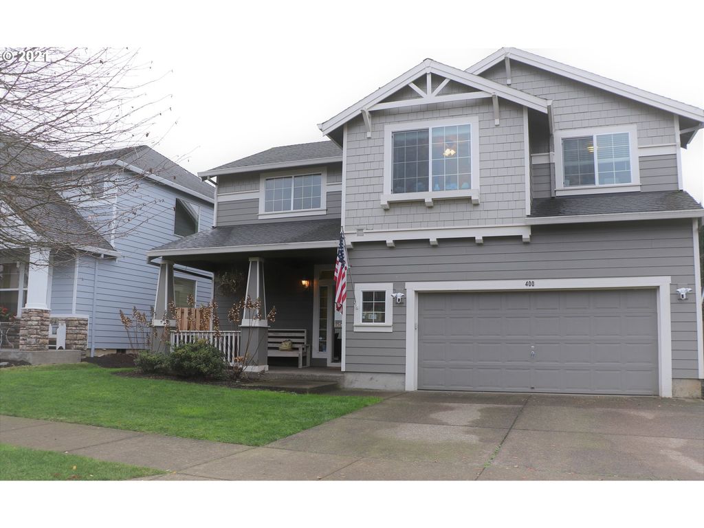 400 Kemper Crest Dr, Newberg, OR 97132