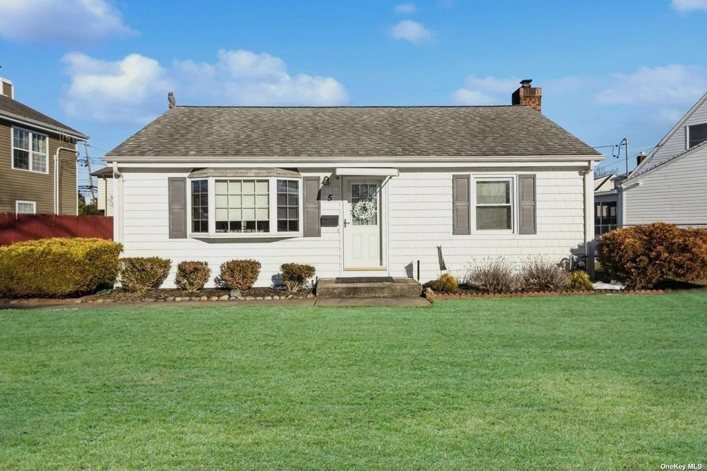 5 Gables Road, Hicksville, NY 11801 MLS 3533133 Trulia