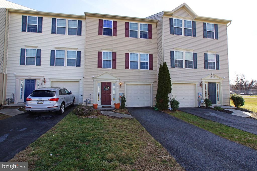 201 Arctic Ln, Smyrna, DE 19977 | MLS# DEKT2016802 | Trulia