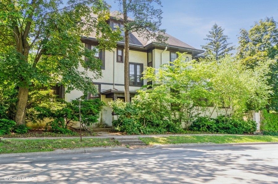 1250 Asbury Ave, Evanston, IL 60202