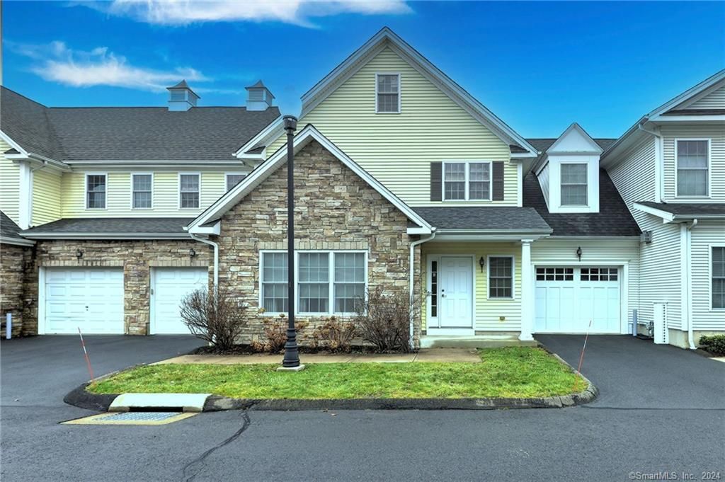 8 Alana Dr 8, Milford, CT 06461 See Est. Value, Schools & More