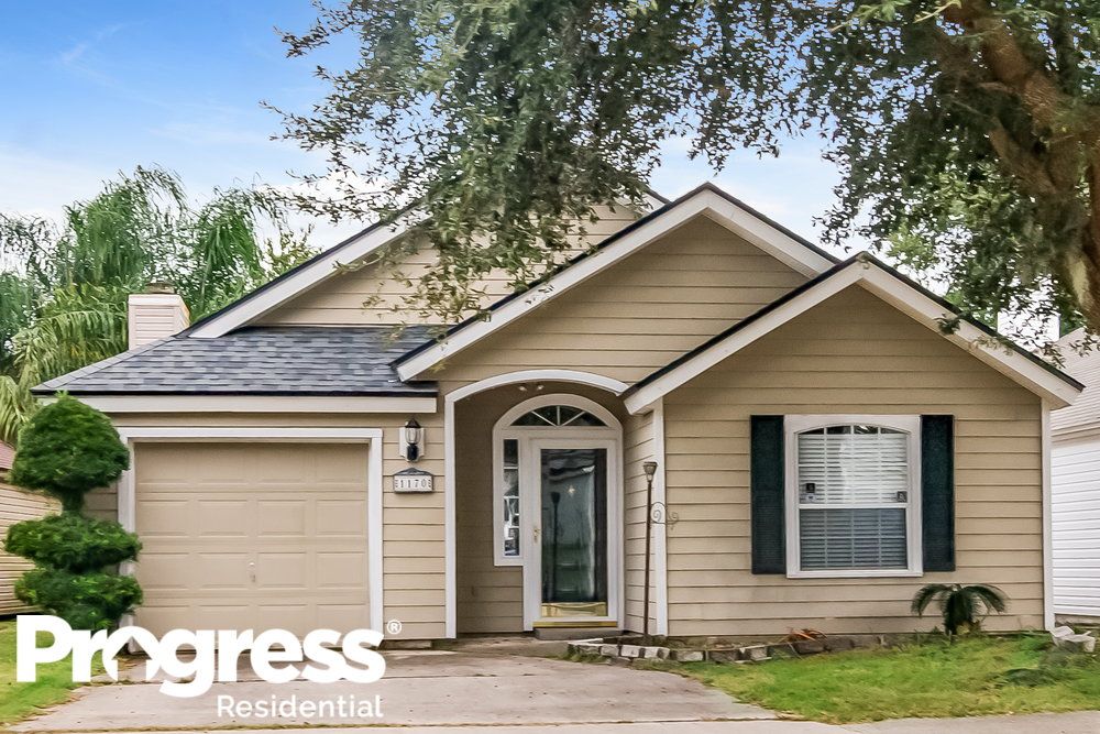 1170 Homard Blvd E, Jacksonville, FL 32225