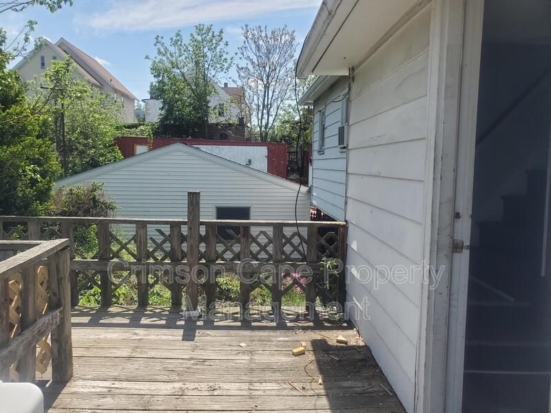 108 Grove St #2, Wilkes Barre, PA 18702