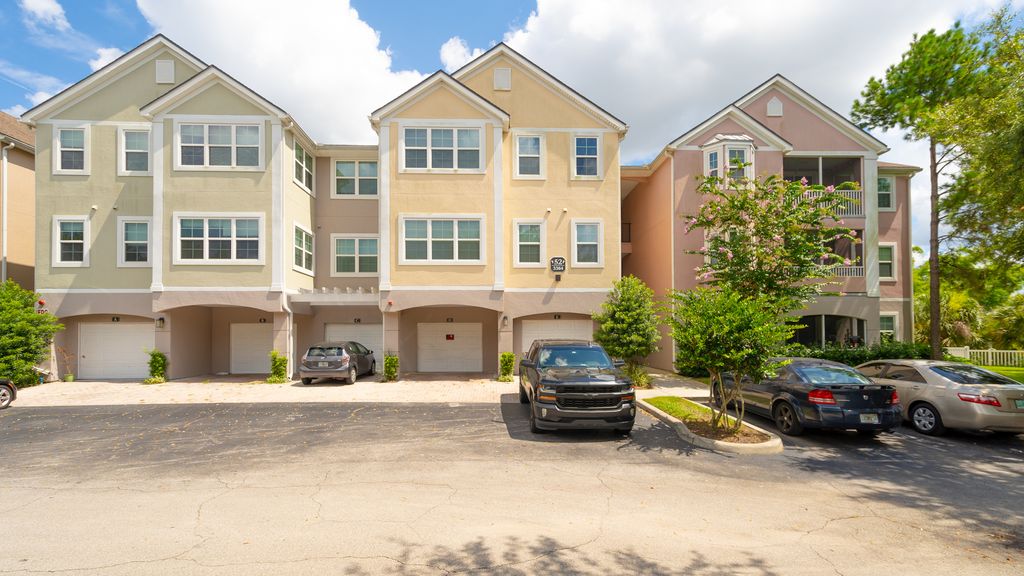 3384 Corona Village Way #201, Orlando, FL 32835