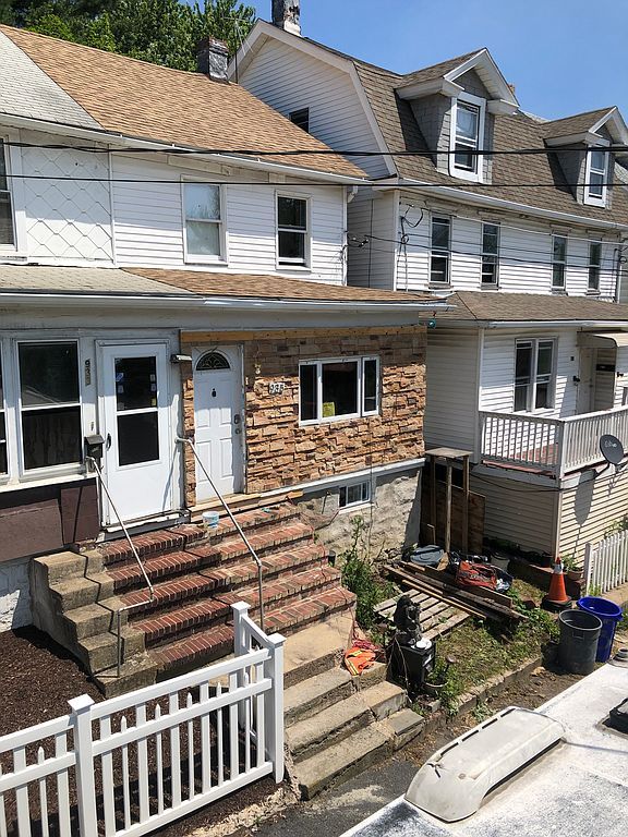 935 E Diamond Ave, Hazleton, PA 18201