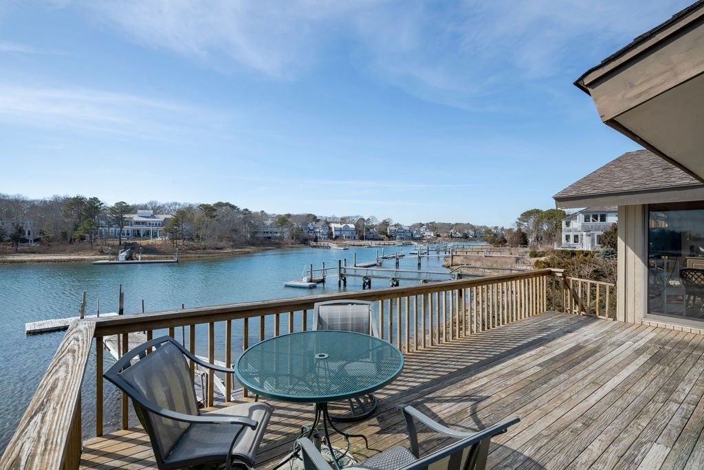 149 Popponesset Island Rd, Mashpee, MA 02649 4 Bed, 3 Bath Single