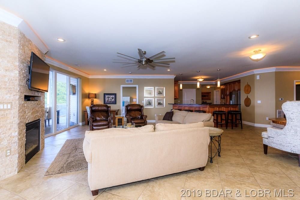 100 Trinity Pointe Dr 310, Camdenton, MO 3 Bed, 3 Bath Condo 35