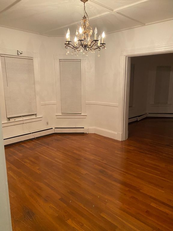 106 S Whipple St, Lowell, MA 01852