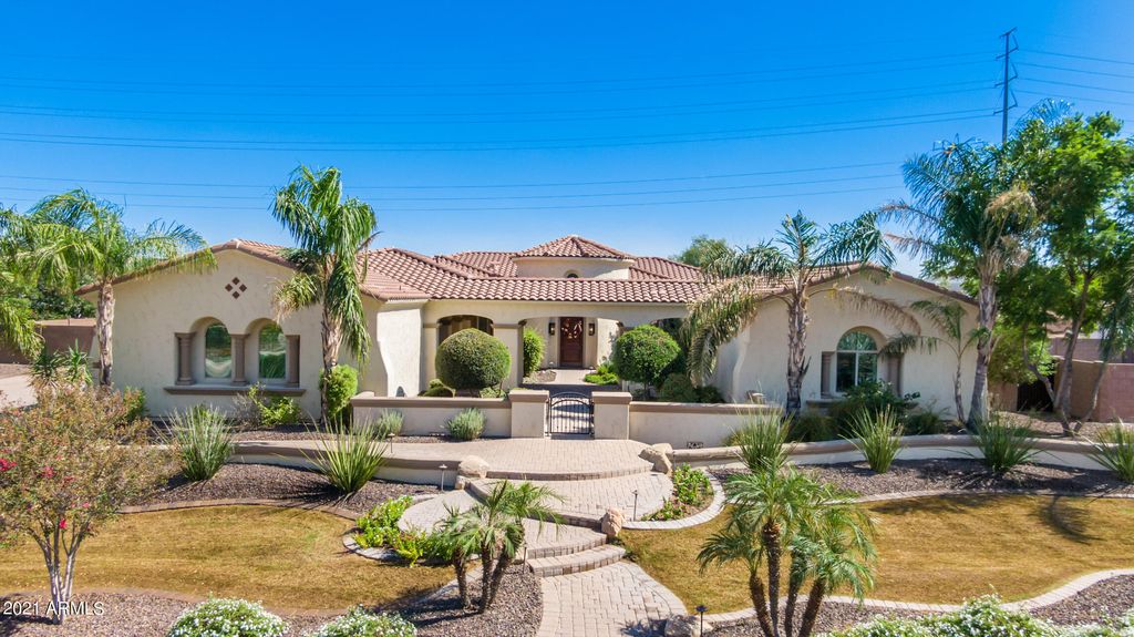 4547 S Banning Dr, Gilbert, AZ 85297