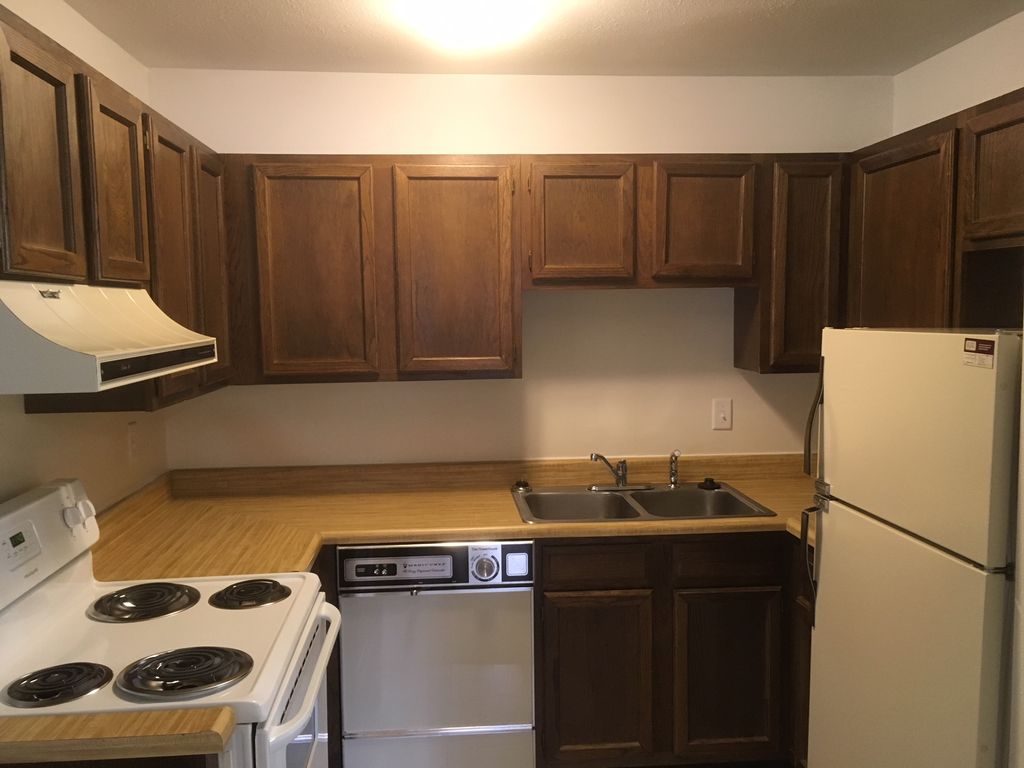 1727 N Grandview Ln #313, Bismarck, ND 58503