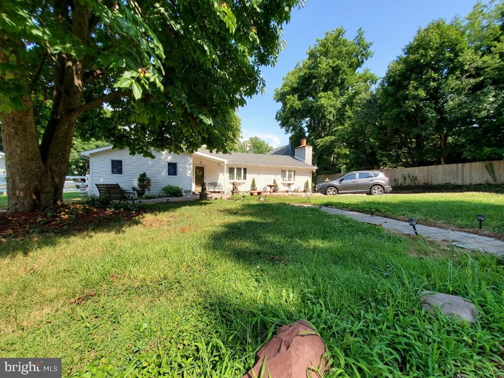1949 Oakford Ave, Oakford, PA 19053