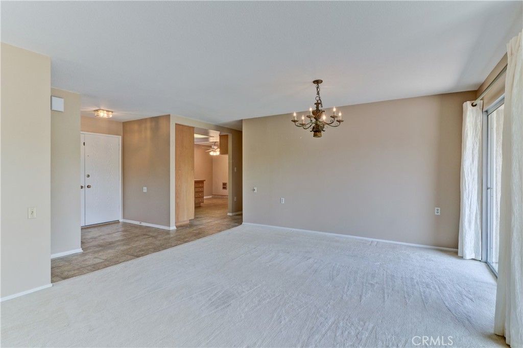 Apartamento en Renta 3 Beds 2 Baths