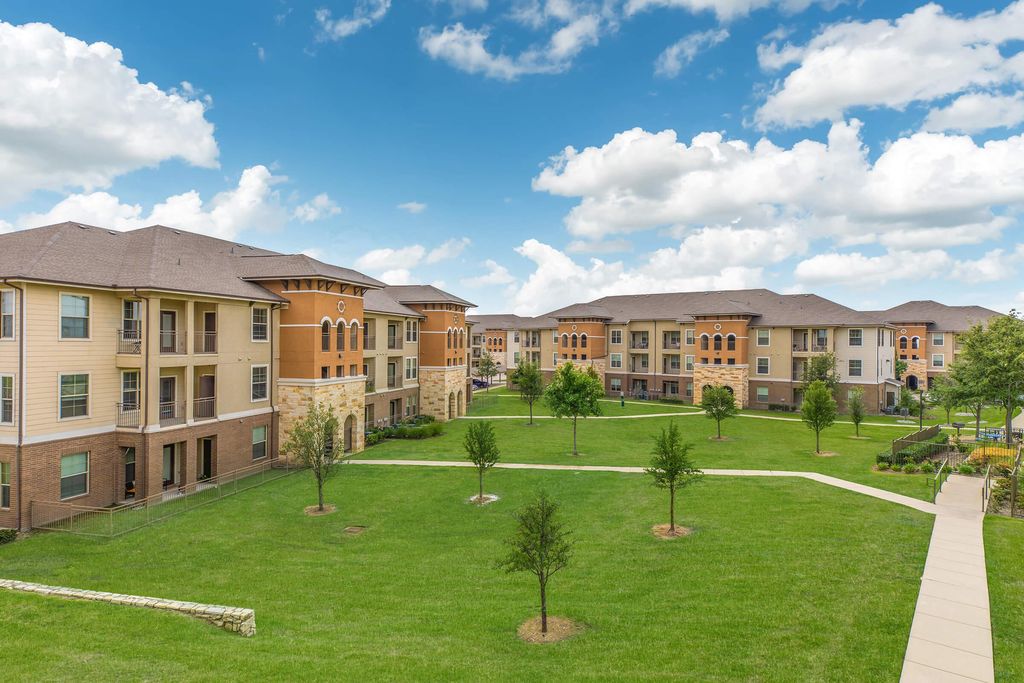 5500 State Highway 121 #2137, The Colony, TX 75056