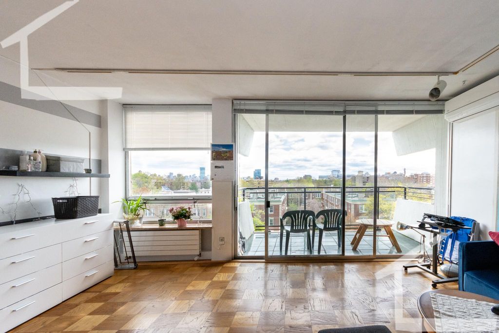 60 Babcock St #64-1, Brookline, MA 02446