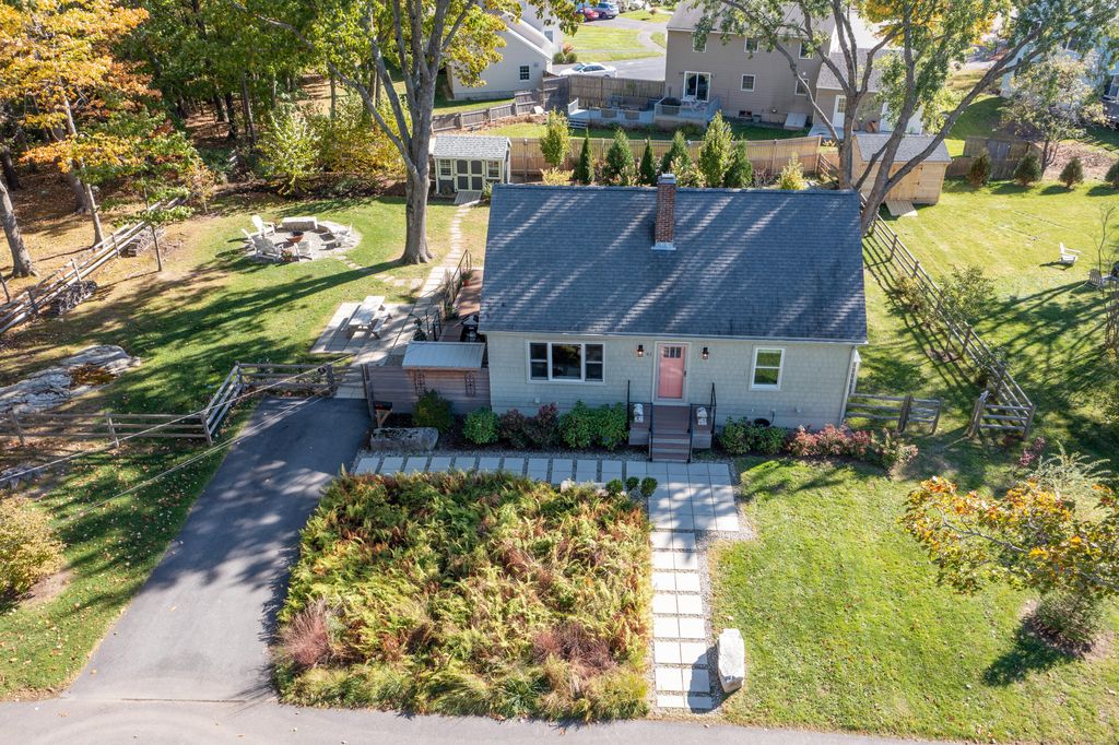 61 Lawrence Ave, Portland, ME 04103