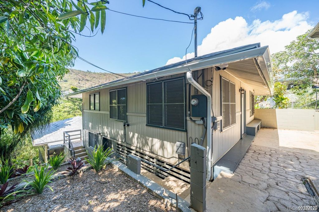 2616 Kalihi St, Honolulu, HI 2 Bed, 1 Bath SingleFamily Home 55