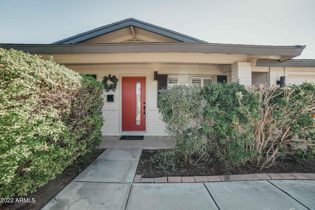3233 S Lebanon Ln, Tempe, AZ 85282