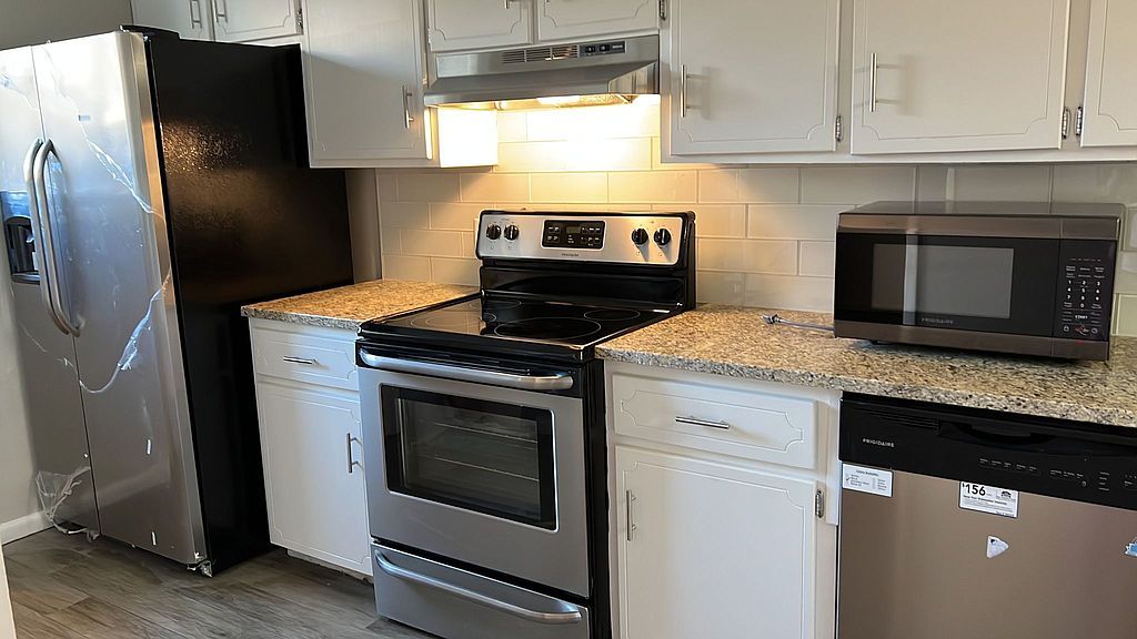 4290 Windergate Dr, Jacksonville, FL 32257