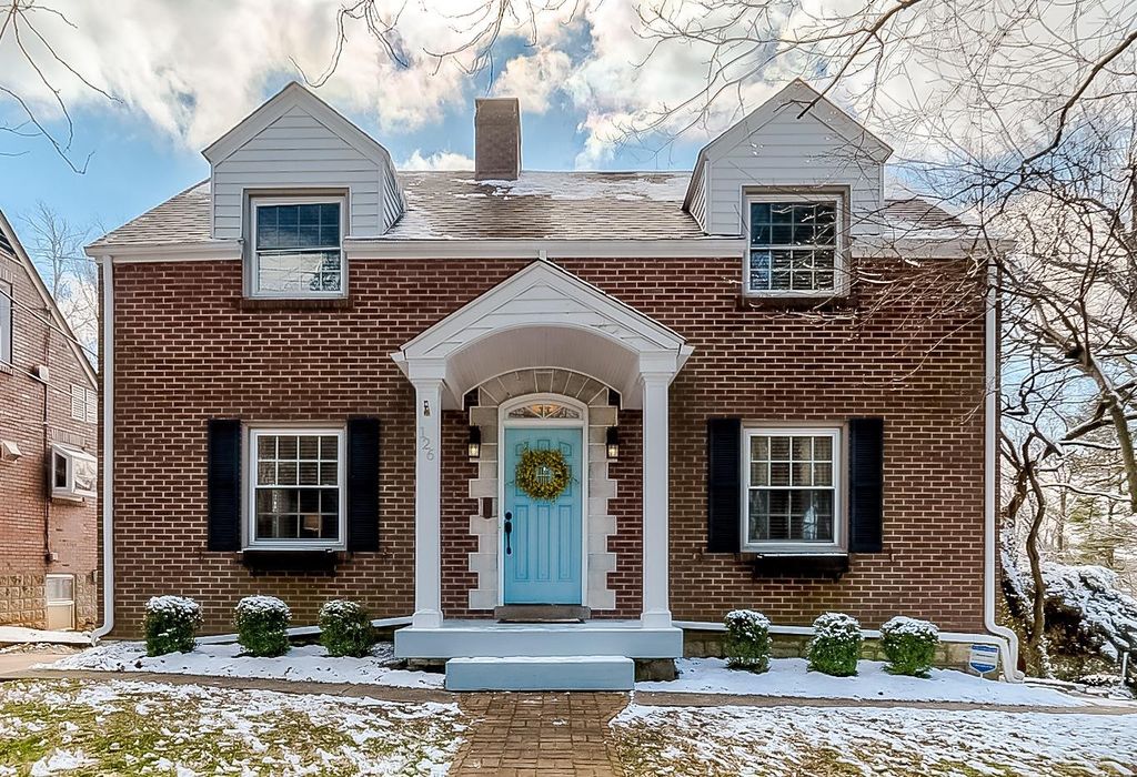 126 Shady Ln, Lexington, KY 40503