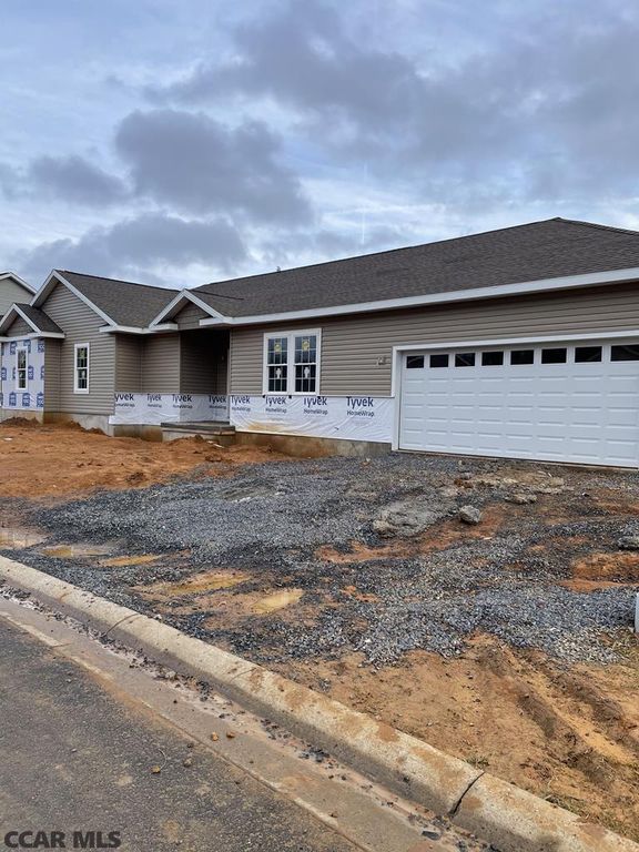 172 Bolton Ave, State College, PA 16803