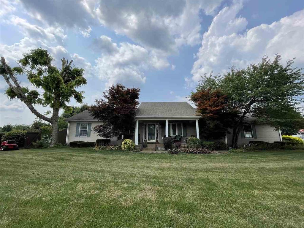 118 Greyrock Dr, Bowling Green, KY 42101