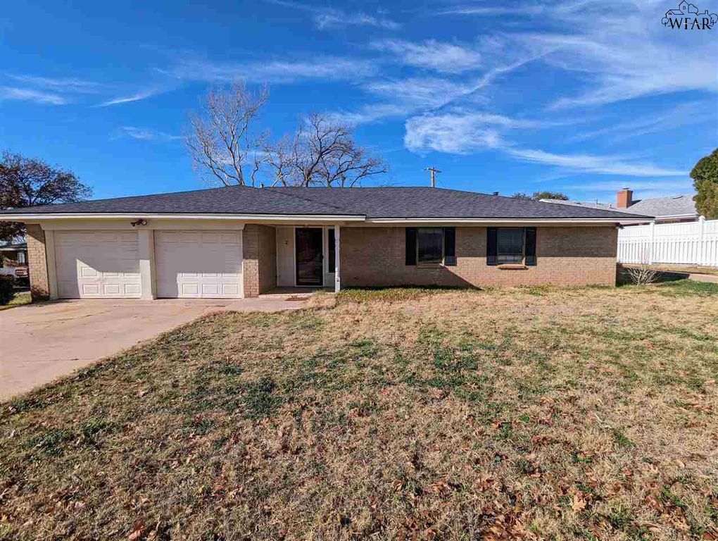 2 Rockcliff Cir, Wichita Falls, TX 76309 MLS 171683 Trulia