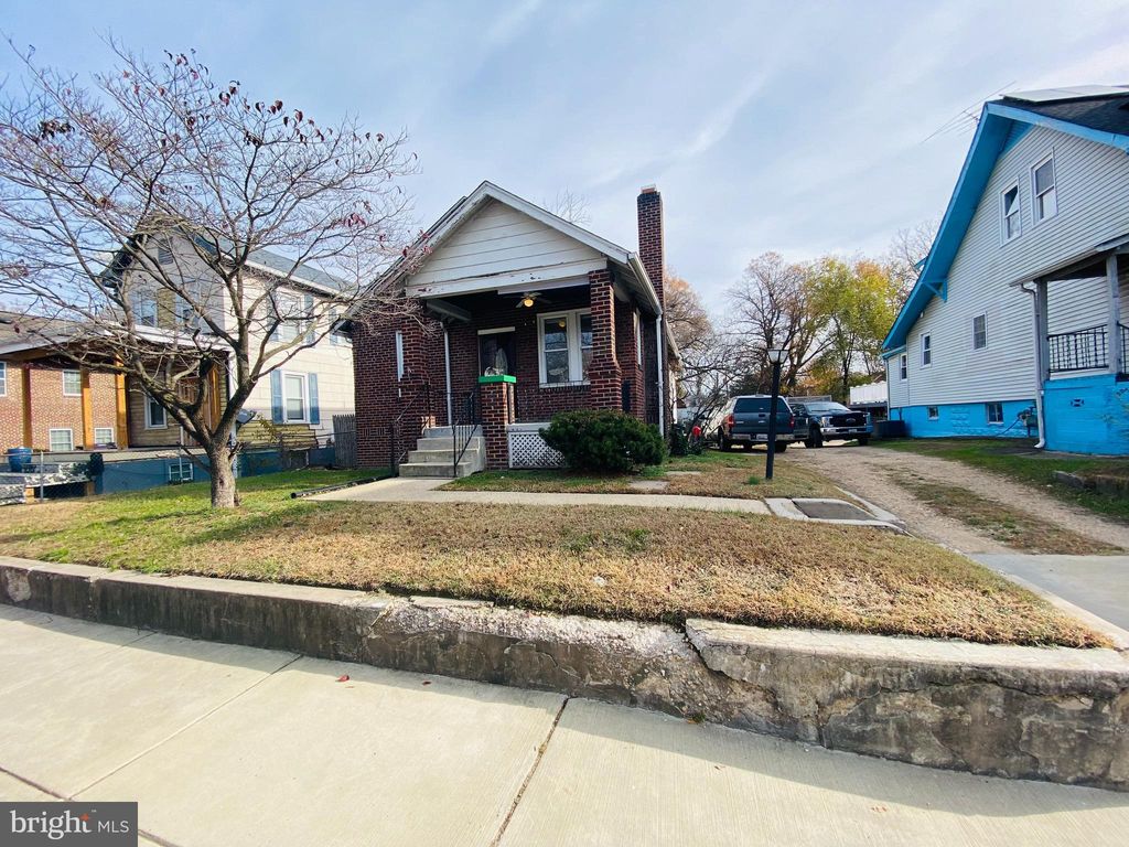 4411 38th Ave, Brentwood, MD 20722