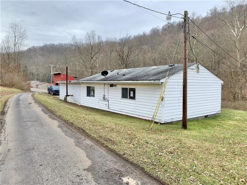 528 Mount Morris Rd, Mount Morris, PA 2 Bed, 1 Bath SingleFamily