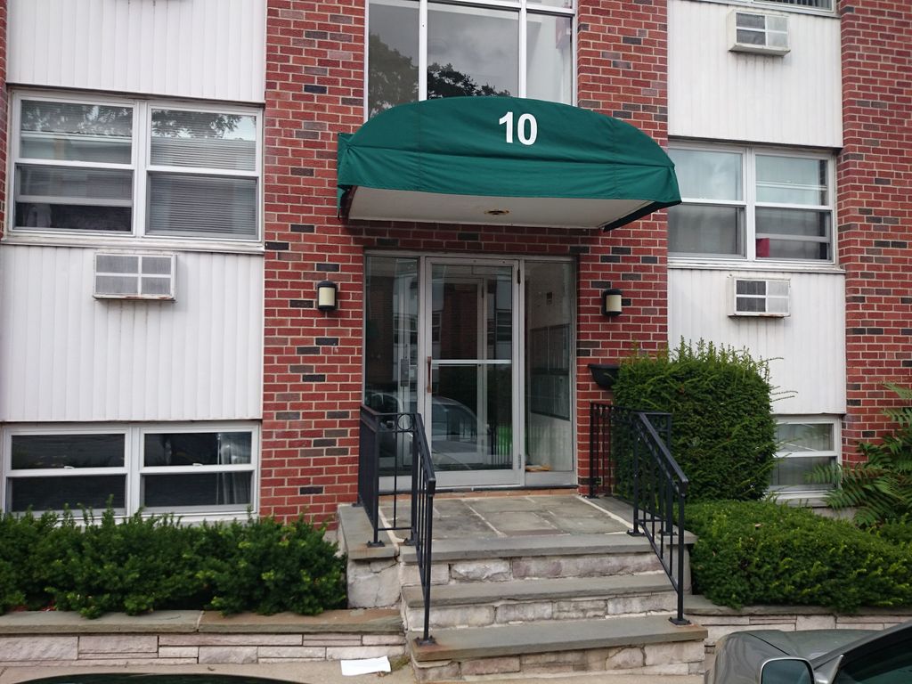 10 Commonwealth Ct #4, Brighton, MA 02135