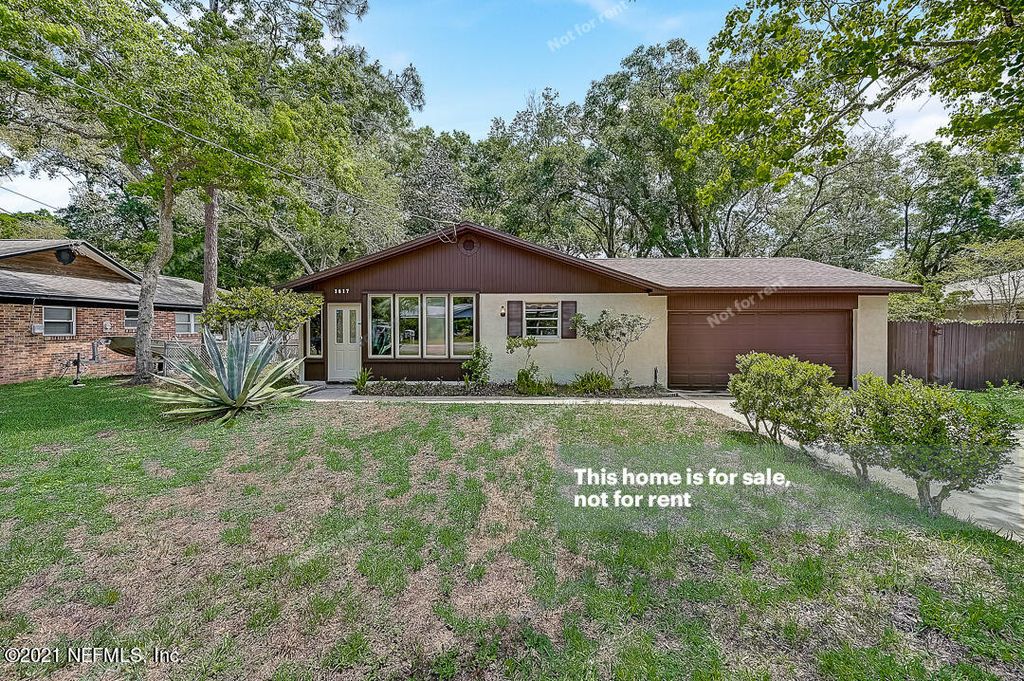 1817 Pleasant Point Ln, Jacksonville, FL 32225