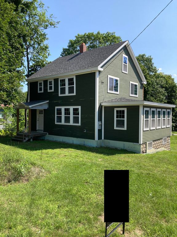 115 Main St, Norway, ME 04268