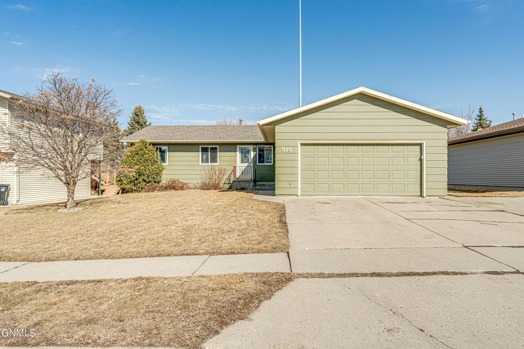 918 E Turnpike Ave, Bismarck, ND 58501 Trulia