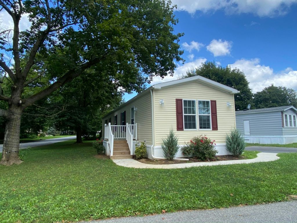 1099-LB Plan in Green Acres, Breinigsville, PA 18031