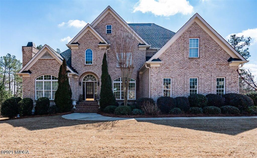 104 Freedom Dr, Forsyth, GA 31029