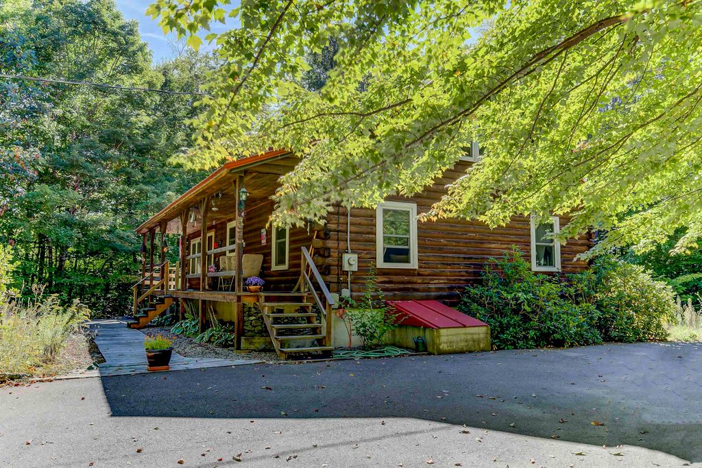 265 & 267 Rand Hill Rd, Alton Bay, NH 03810