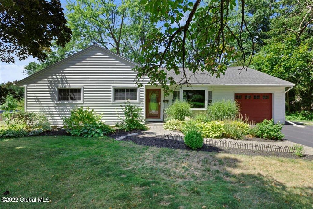 12 Beechwood Drive, Latham, NY 12110 Trulia