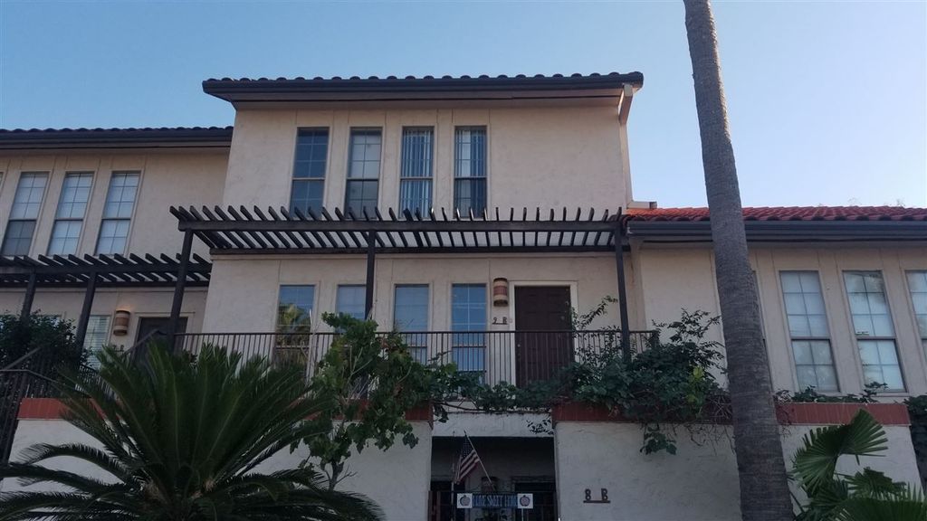 101 W Del Mar Blvd #9B, Laredo, TX 78041