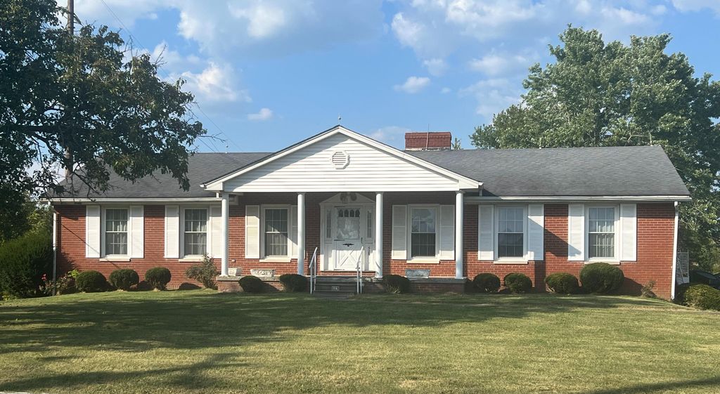 529 Kennedy Bridge Rd, Harrodsburg, KY 40330