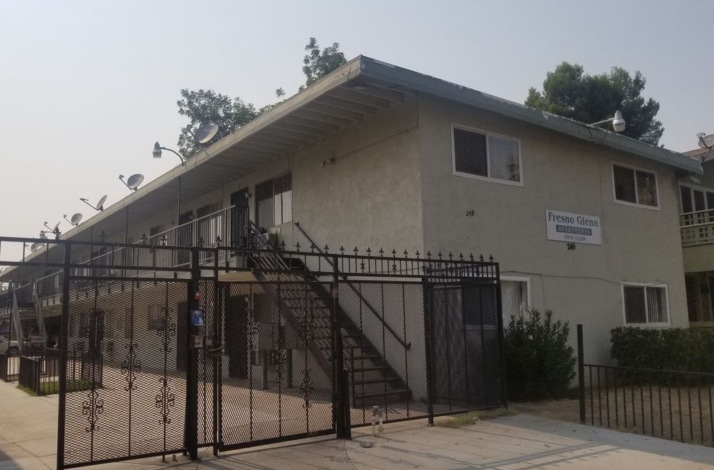 243 N  Glenn Ave #203, Fresno, CA 93701