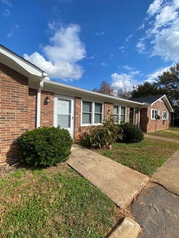 300 Brook Glenn Rd 15, Taylors, SC 29687 Trulia