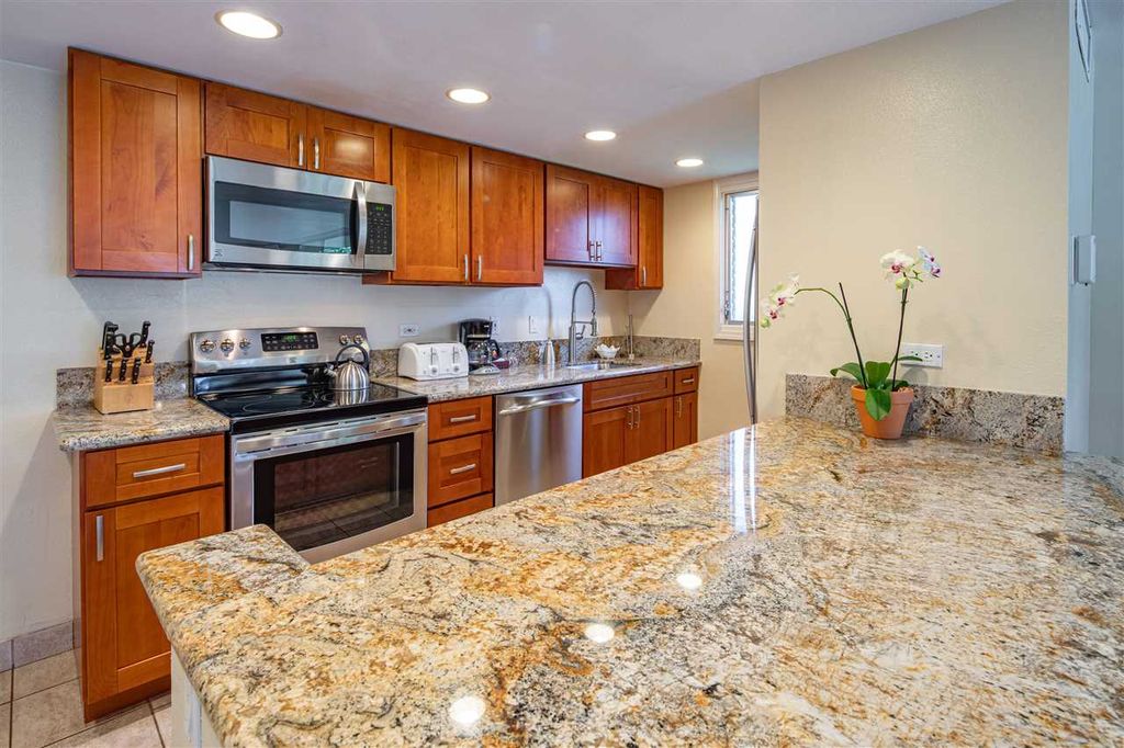 2661 Kekaa Dr #D100-101, Lahaina, HI 96761