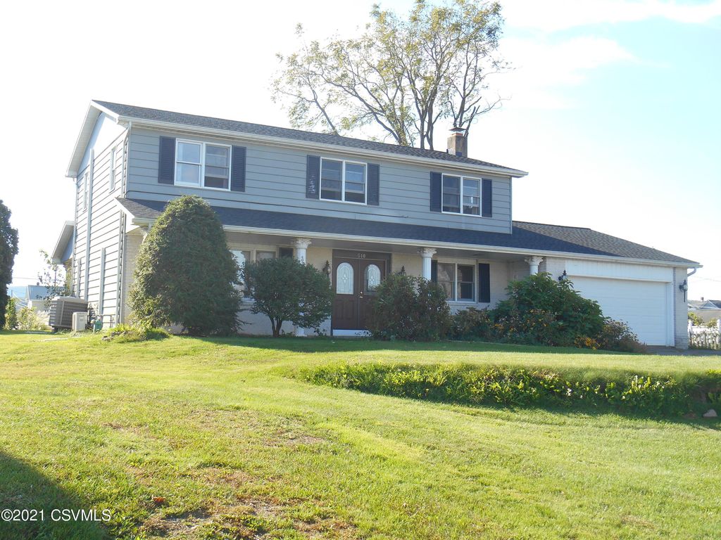 510 E 6th St, Berwick, PA 18603